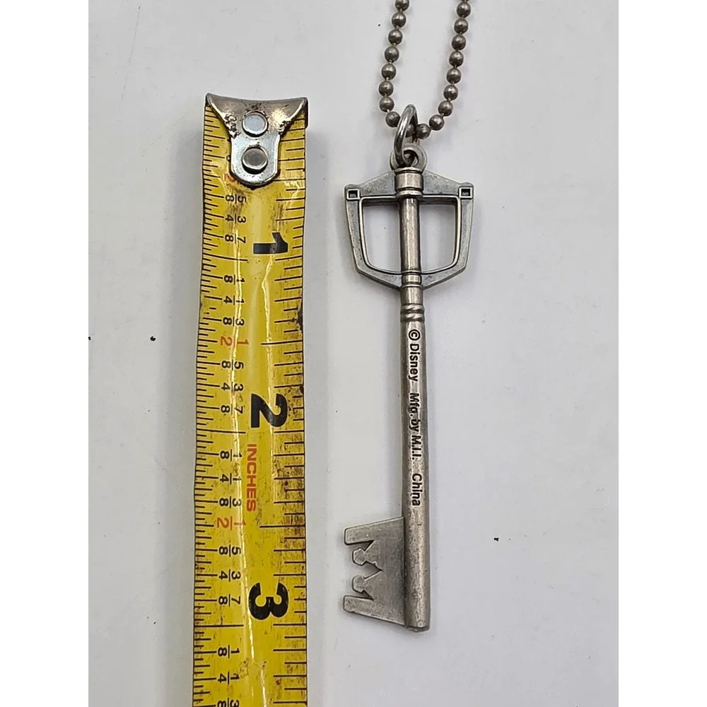 Disney Kingdom Hearts Sora Keyblade Pendant Necklace Pewter Tone MII 30 Inch